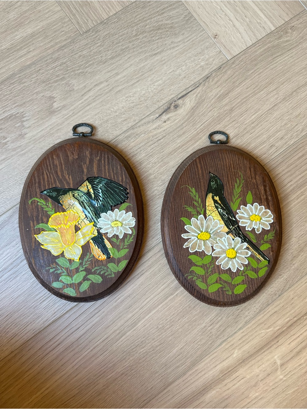 Vintage Decoupage Bird & Floral Wall Plaques — Oval Oak, Set of 2
